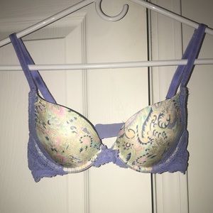 Victoria’s Secret bra
